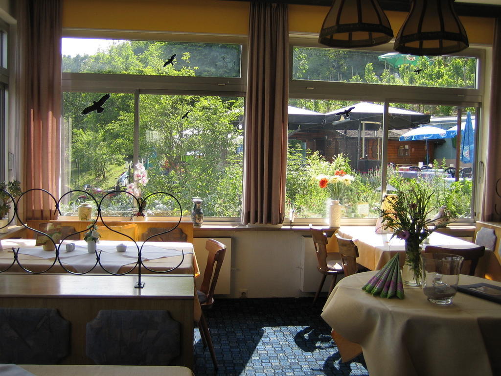 Landhotel Weinhaus Treis Weinähr 외부 사진